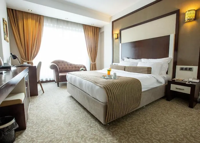 Lavin Hotel & Spa